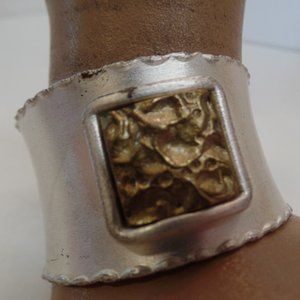 Rustic Cuff RC Silvertone & Goldtone Metal Cuff Bracelet Unique For  7" Wrist
